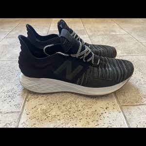 New balance Roav Running shoes.